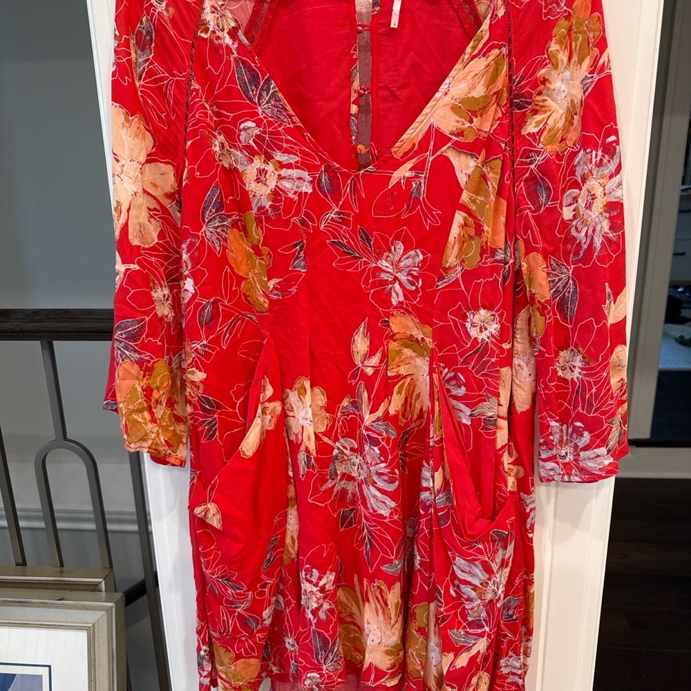 Free People Red Floral Boho Mini Dress Size 8 - Picture 2 of 5